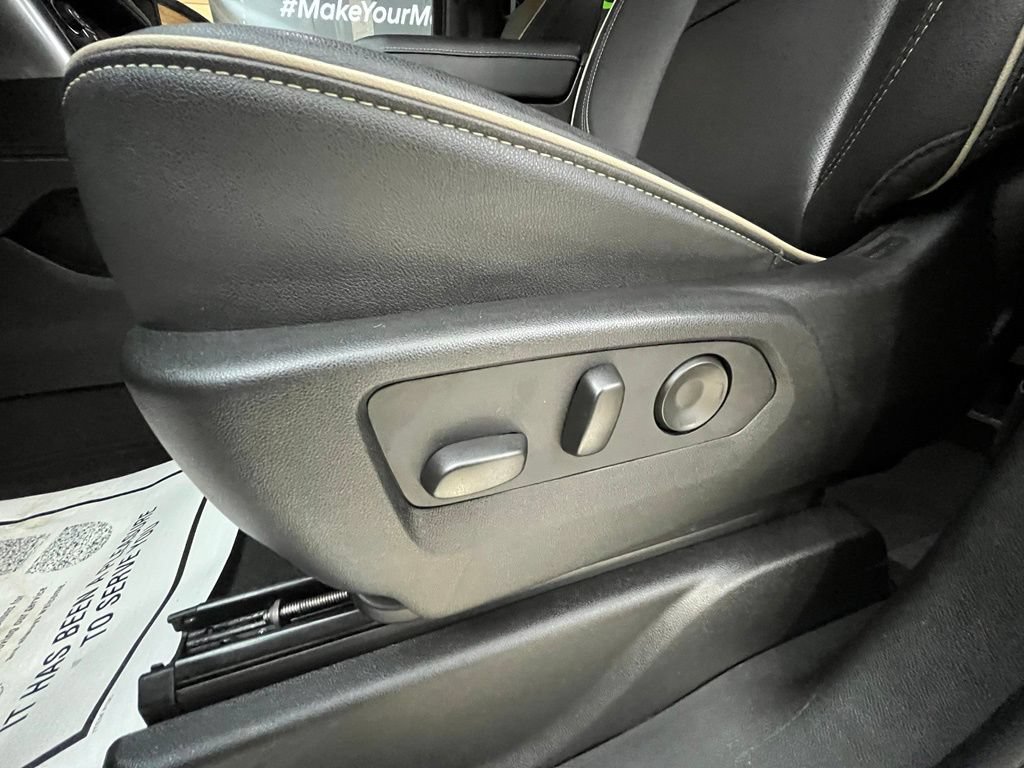 Used 2024 Chevrolet Tahoe Premier AWD/4WD image 43