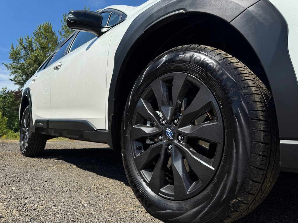 Certified 2025 Subaru Outback Onyx Edition XT w/ Popular Package #2 AWD/4WD image 45