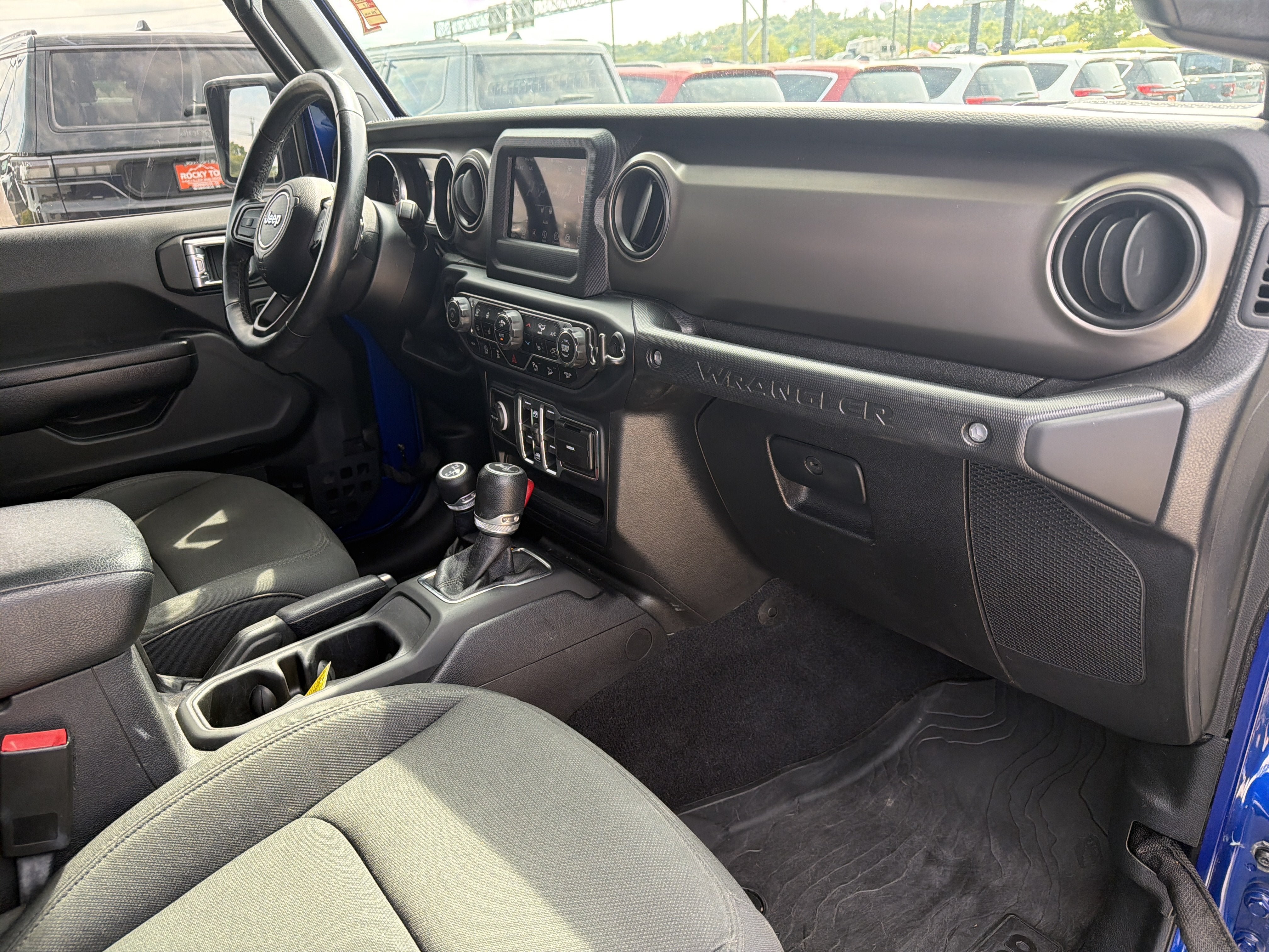 Used 2020 Jeep Wrangler Unlimited Sport AWD/4WD image 30