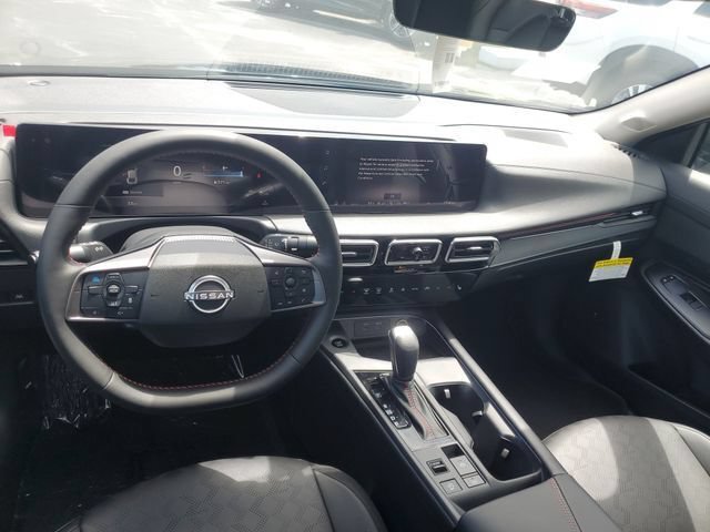 New 2026 Nissan Sentra SR w/ SR Premium Package FWD image 9