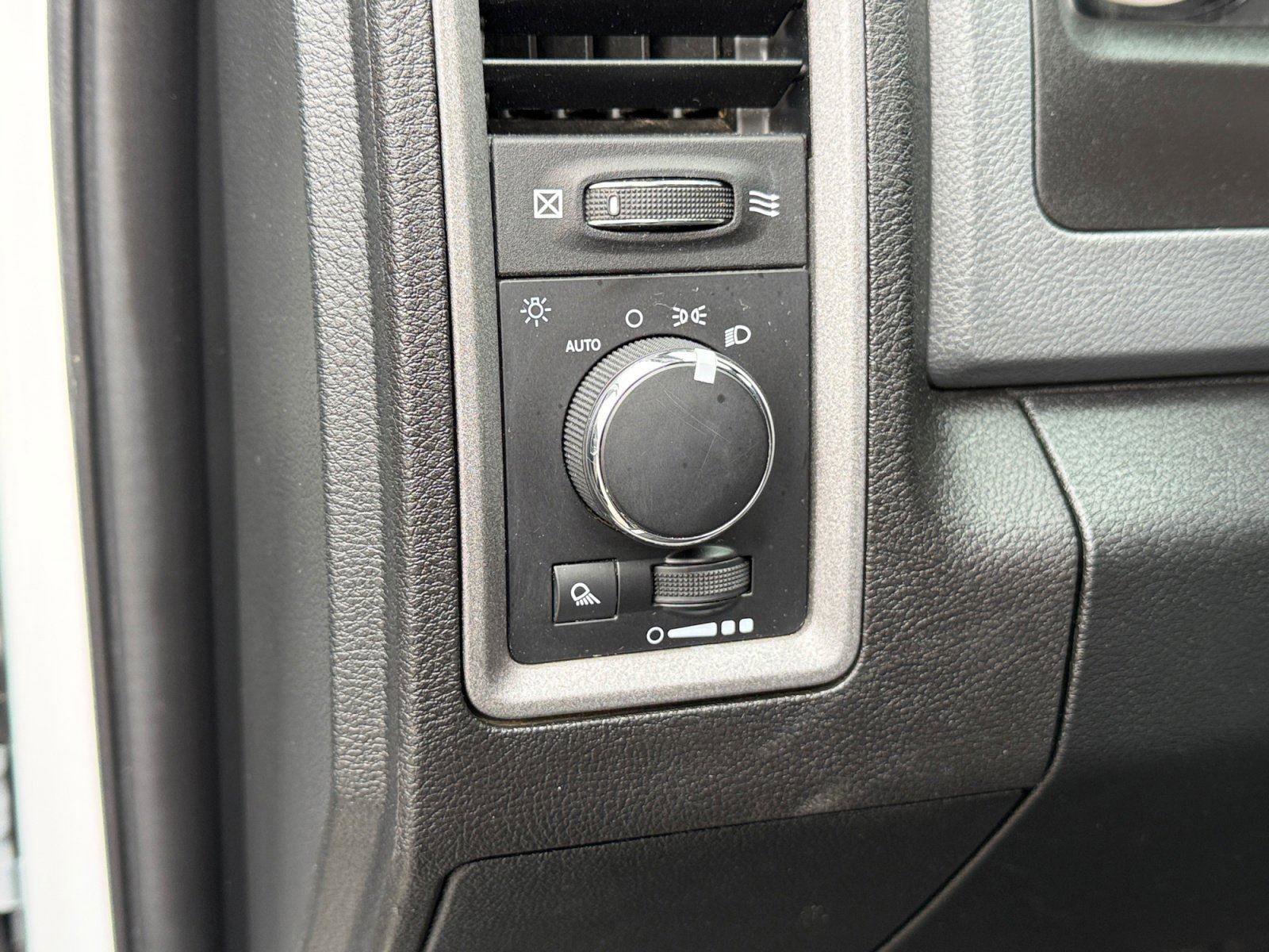 Used 2018 RAM 1500 Tradesman w/ Protection Group image 18