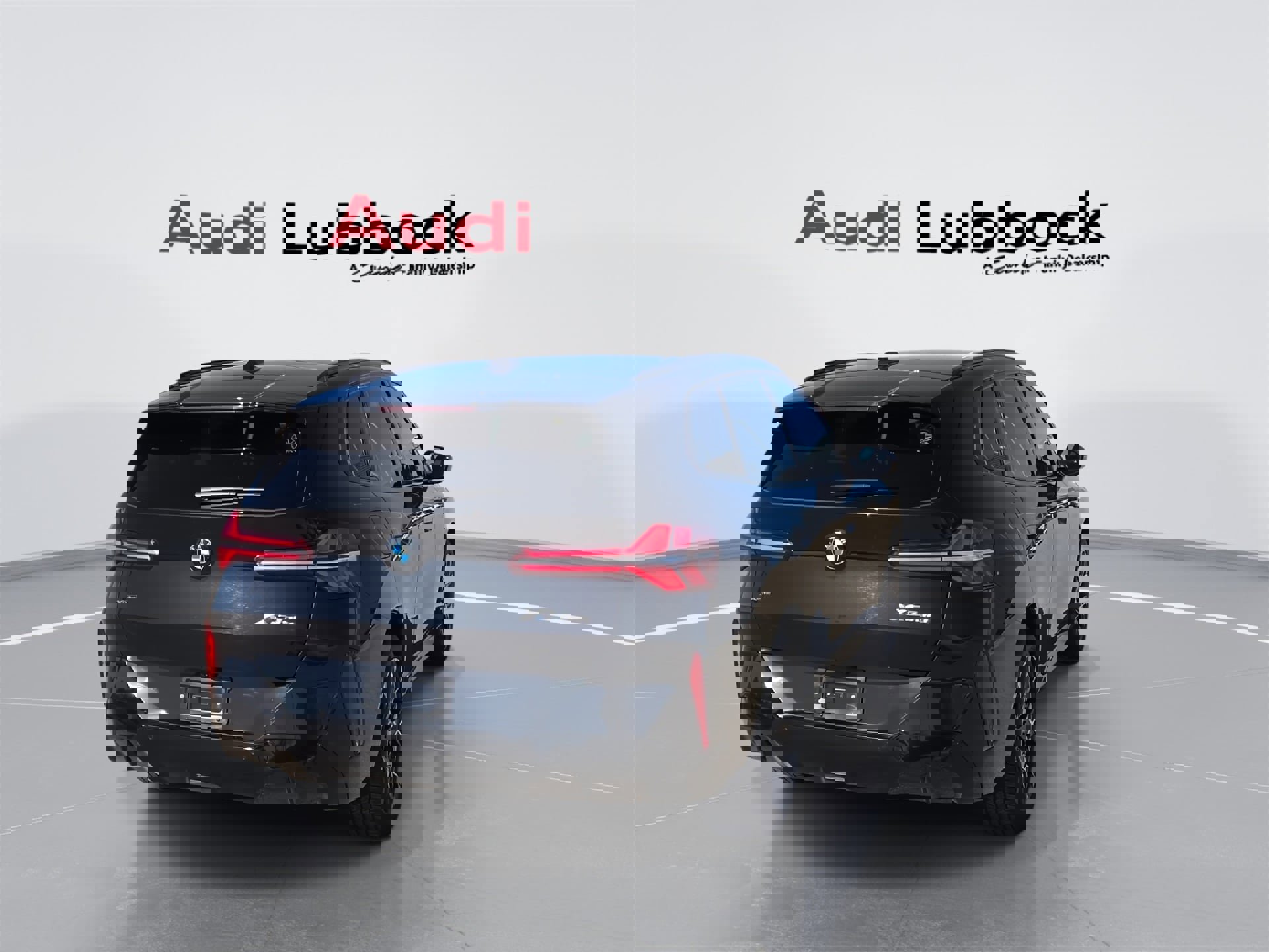 Used 2025 BMW X3 xDrive30i w/ Premium Package image 8