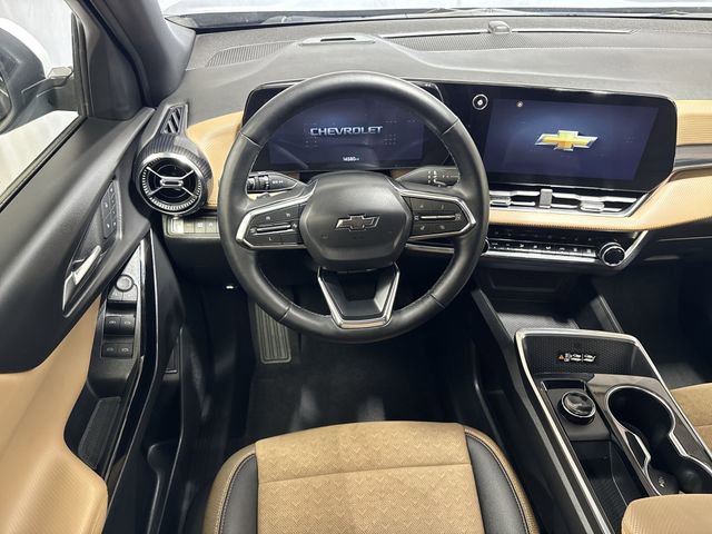 Used 2025 Chevrolet Equinox ACTIV w/ Safety and Technology Package image 14