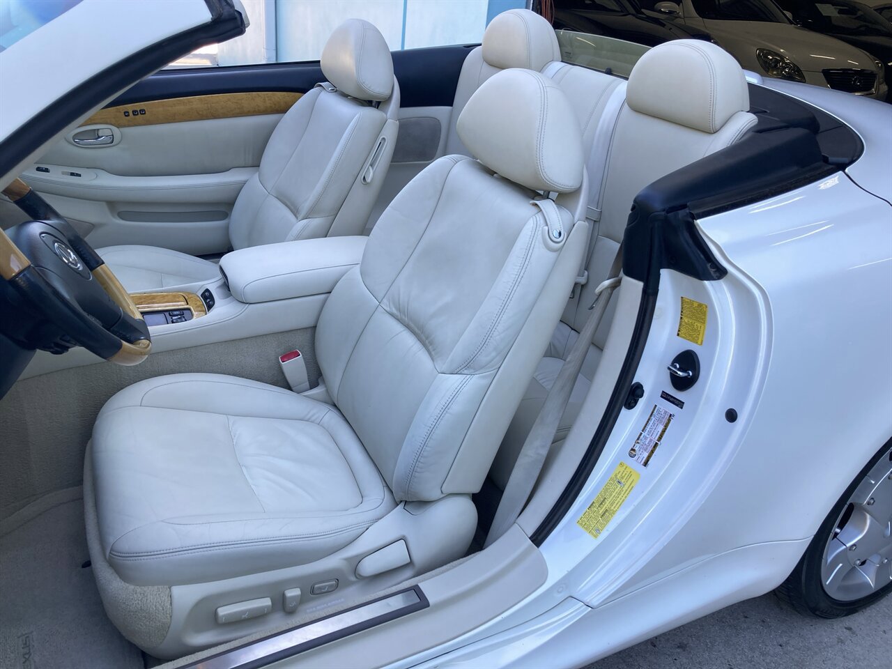 Used 2005 Lexus SC 430 Convertible image 15