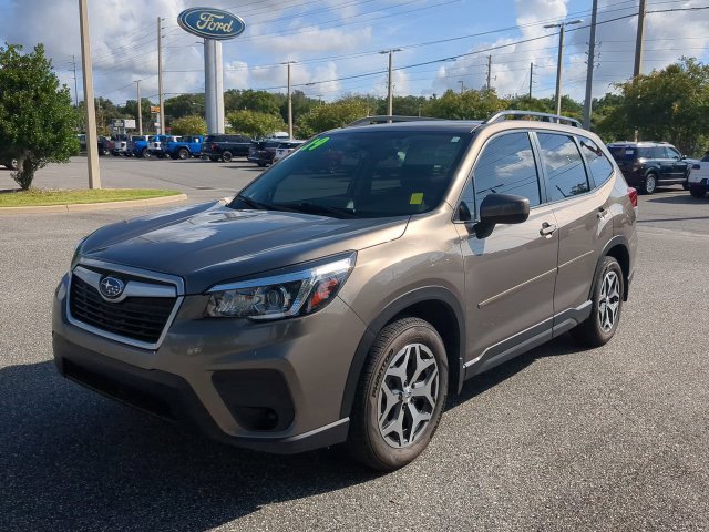 Used 2019 Subaru Forester Premium AWD/4WD image 16