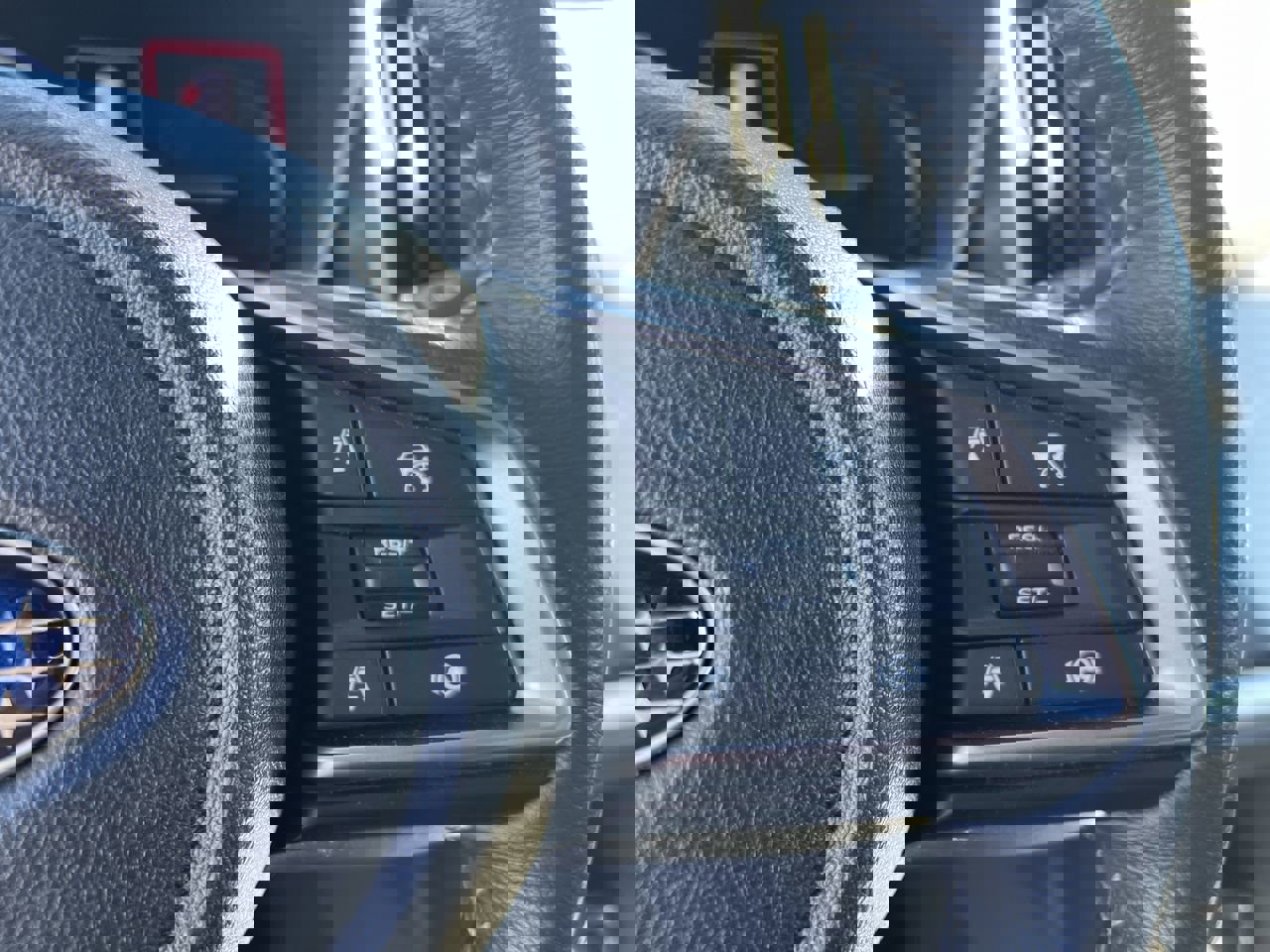 Used 2024 Subaru Ascent Premium w/ Convenience Package image 20