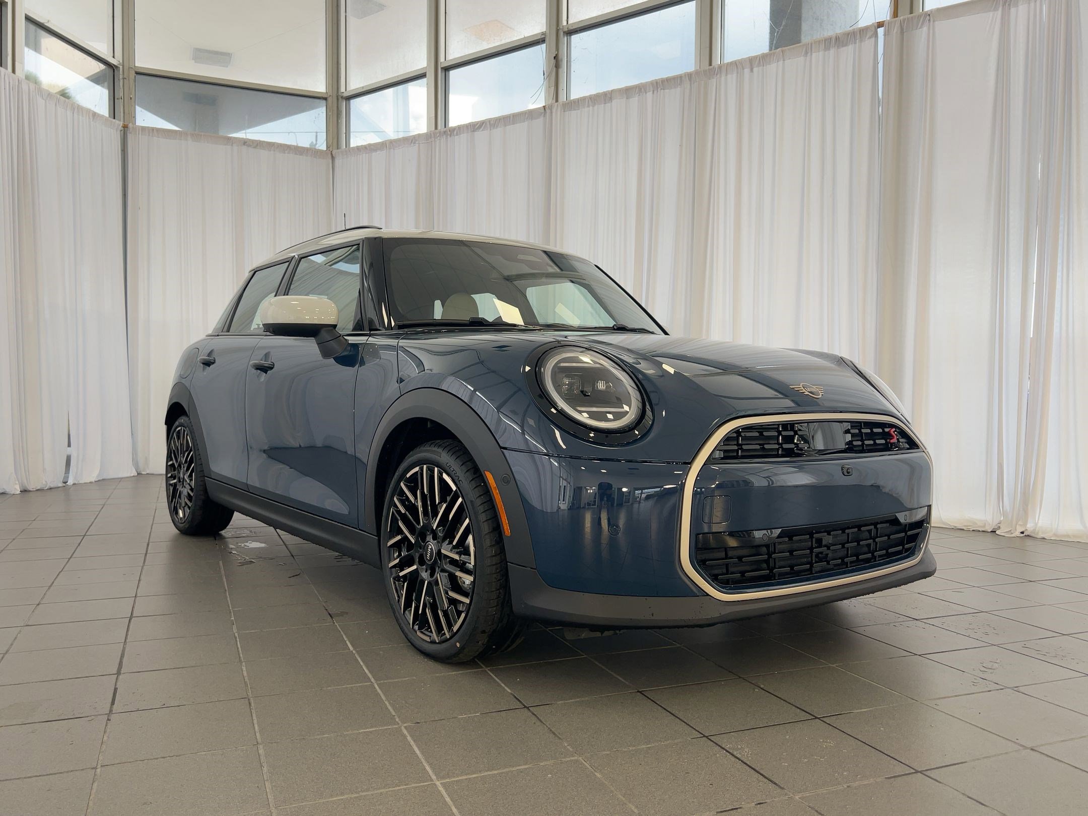 New 2026 MINI Cooper S FWD image 7