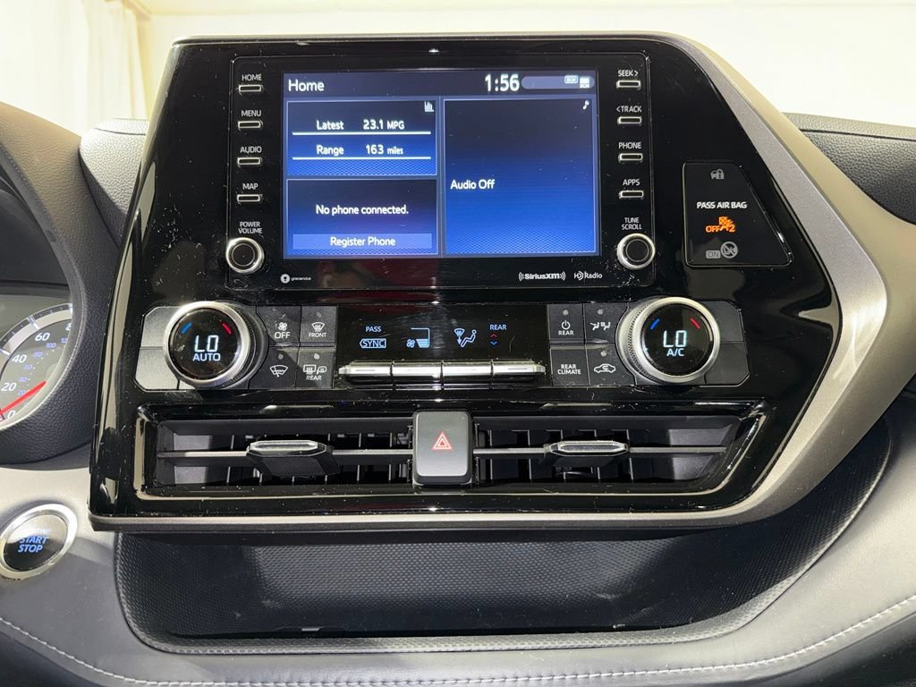 Used 2021 Toyota Highlander LE AWD/4WD image 27