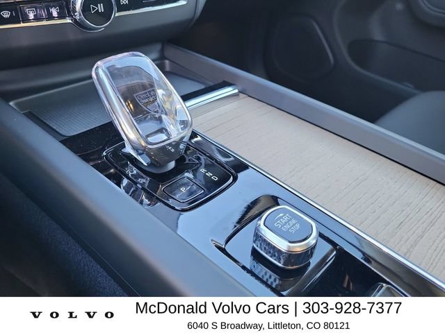 Used 2026 Volvo XC60 B5 Core w/ Climate Package AWD/4WD image 24