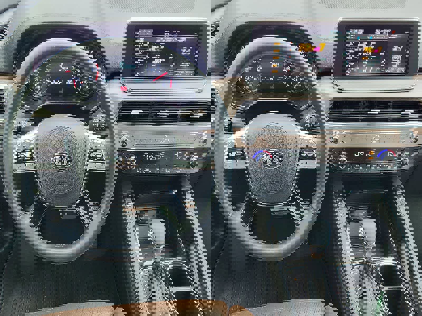 Certified 2020 Kia Telluride SX w/ SX Prestige Package image 27