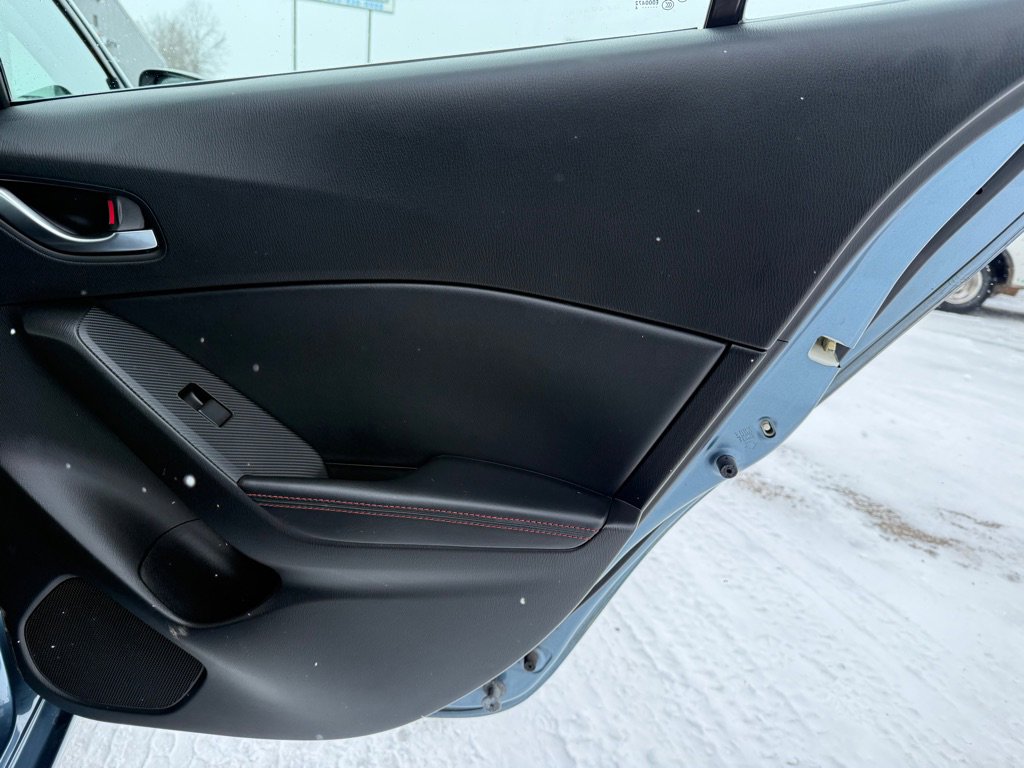 Used 2014 MAZDA MAZDA3 s Touring image 34