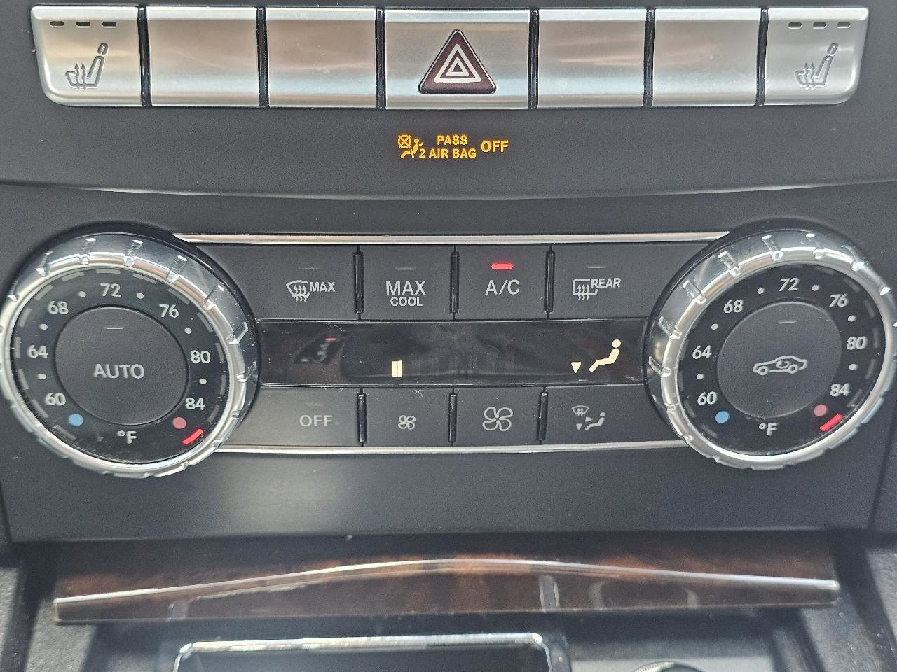 Used 2012 Mercedes-Benz C 300 4MATIC Sedan image 29