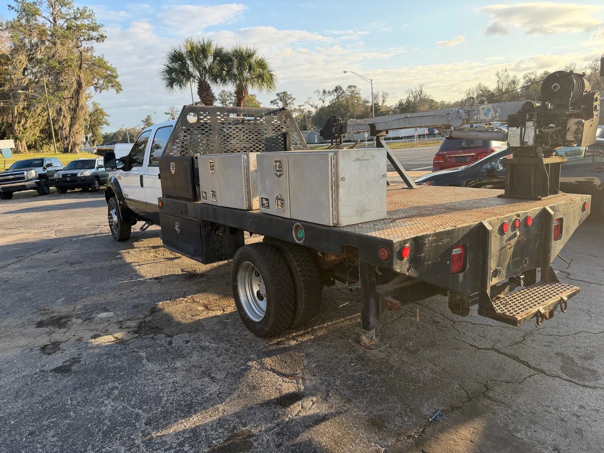 Used 2006 Ford F550 4x4 Crew Cab Super Duty image 5
