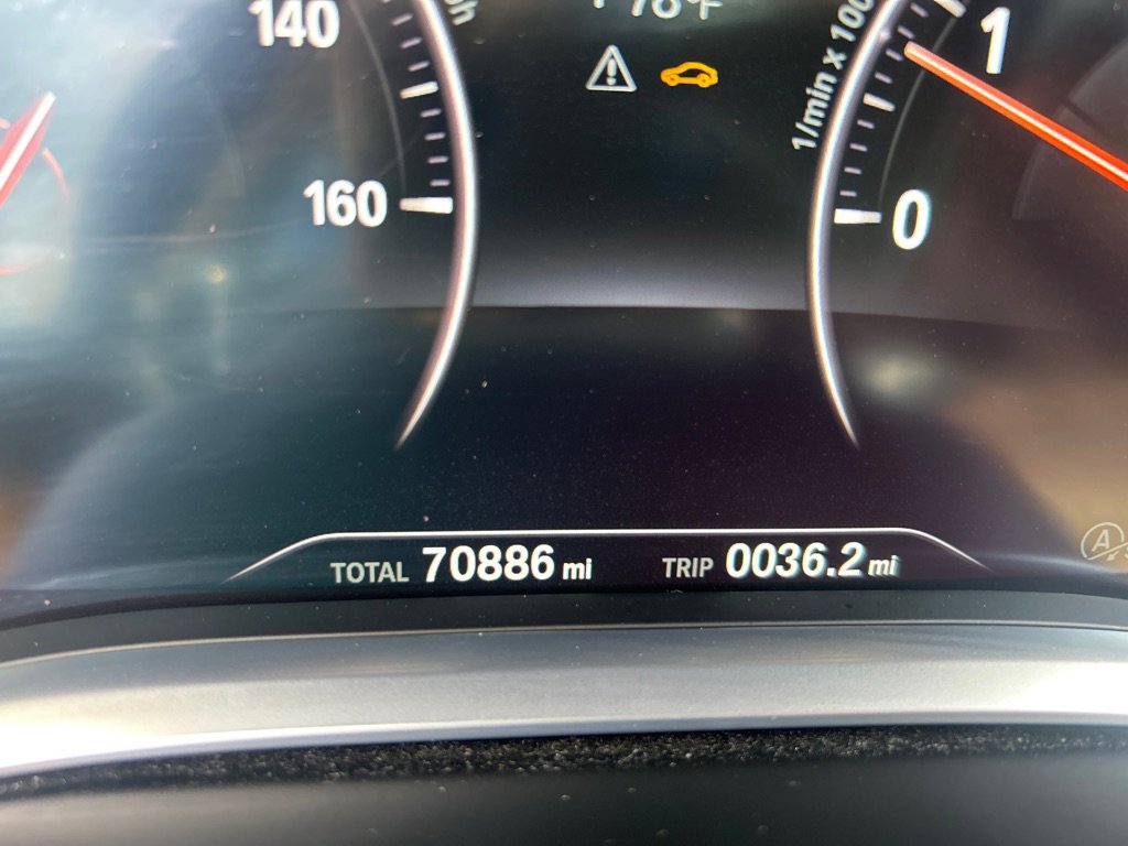 Used 2016 BMW 740i image 10