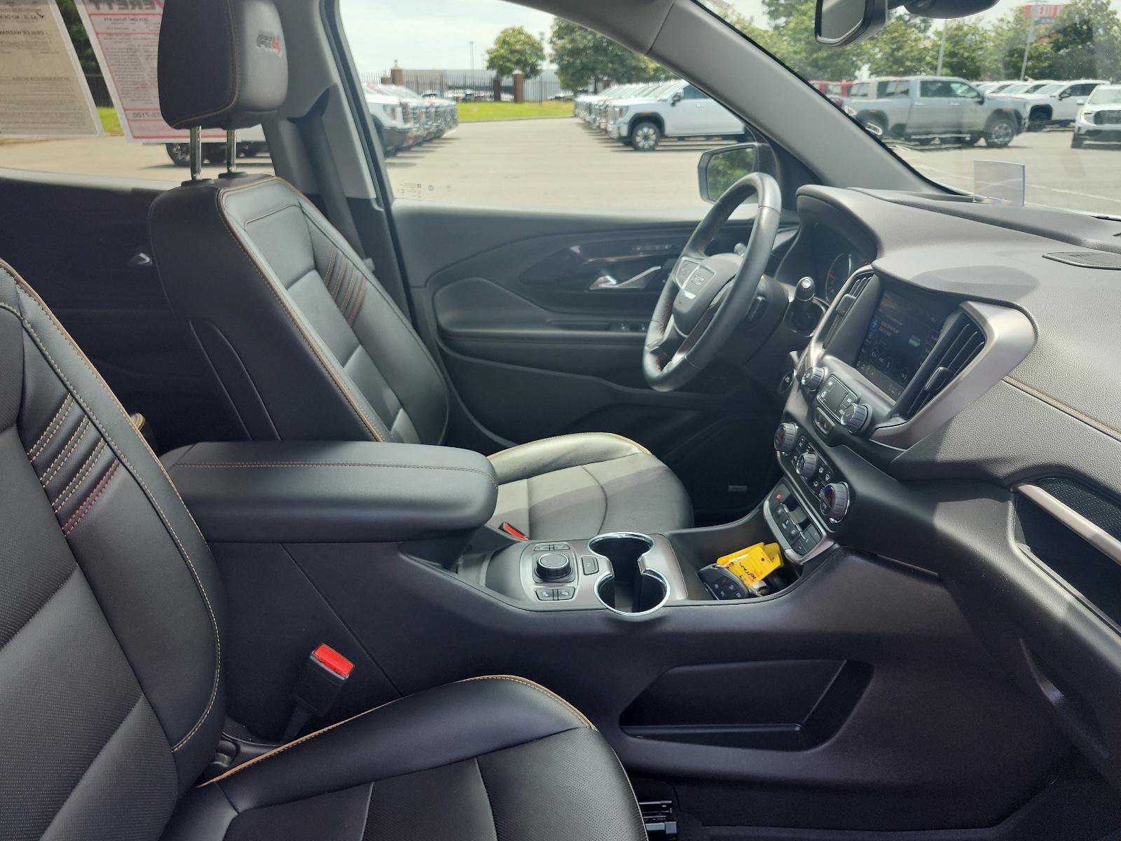 Used 2024 GMC Terrain AT4 w/ Infotainment Package II AWD/4WD image 7