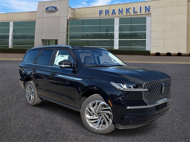 New 2025 Lincoln Navigator Reserve image 1