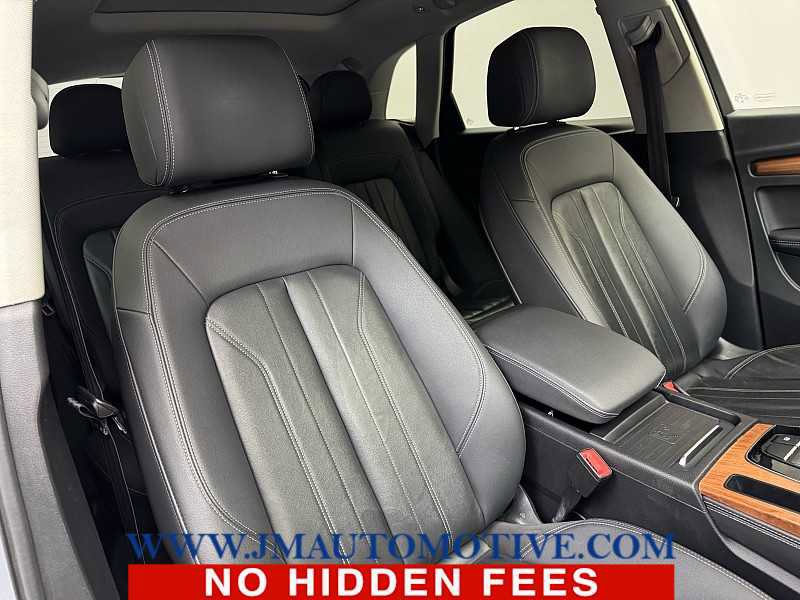 Used 2021 Audi Q5 2.0T Premium Plus w/ Premium Plus Package AWD/4WD image 21