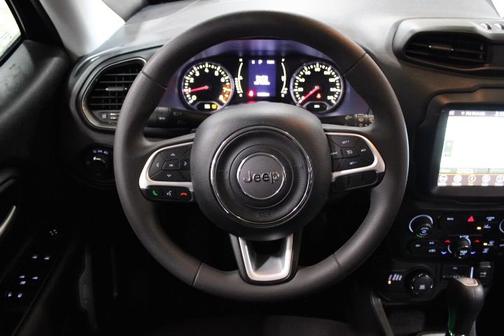 Used 2023 Jeep Renegade Latitude image 28