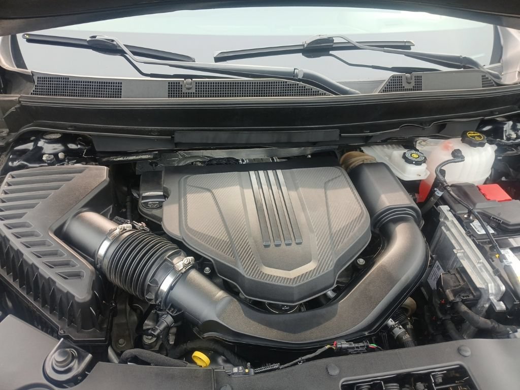 Used 2024 Chevrolet Traverse Z71 AWD/4WD image 10