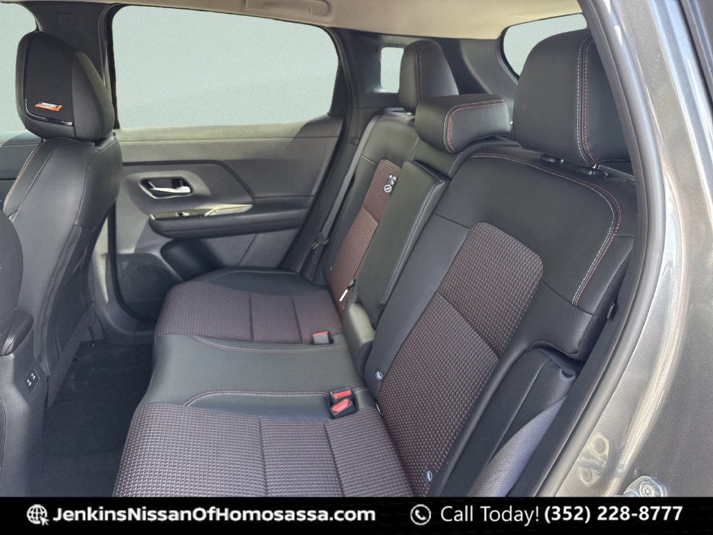 New 2026 Nissan Kicks SR w/ SR Premium Package FWD image 30