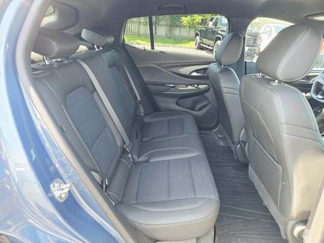 Used 2025 Buick Envista Preferred w/ Convenience I Package FWD image 11