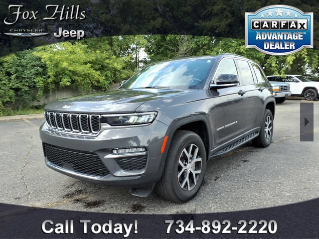 Used 2025 Jeep Grand Cherokee Limited AWD/4WD image 3