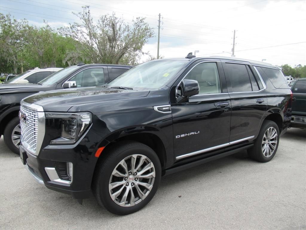 Used 2021 GMC Yukon Denali w/ Denali Premium Package image 2