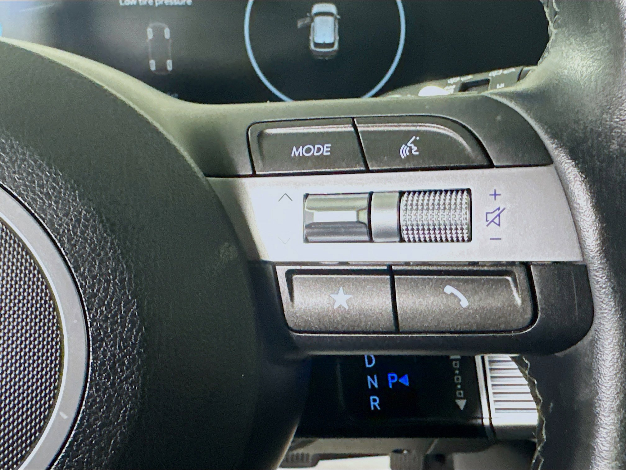 Used 2024 Hyundai Kona SEL image 17