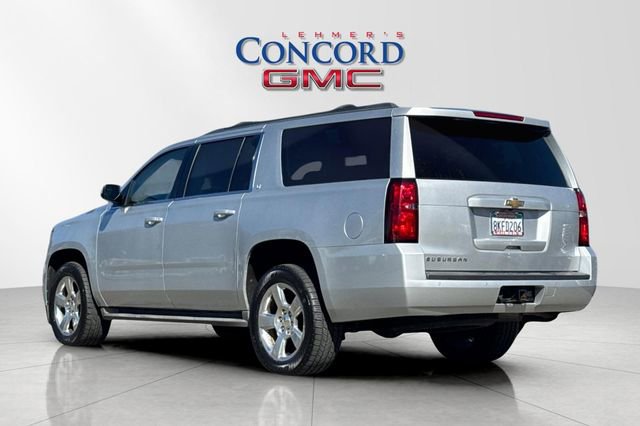 Used 2016 Chevrolet Suburban LT image 6
