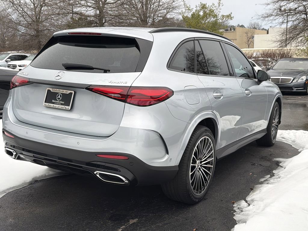 Certified 2025 Mercedes-Benz GLC 300 4MATIC image 4
