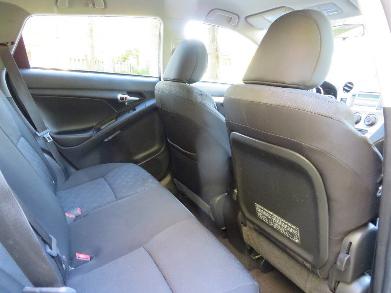 Used 2009 Toyota Matrix S image 14