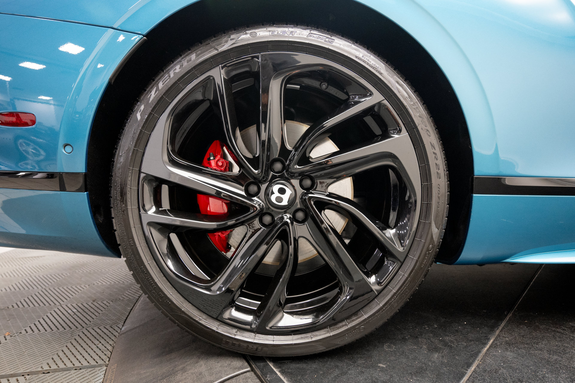 Used 2025 Bentley Continental GT Speed AWD/4WD image 41