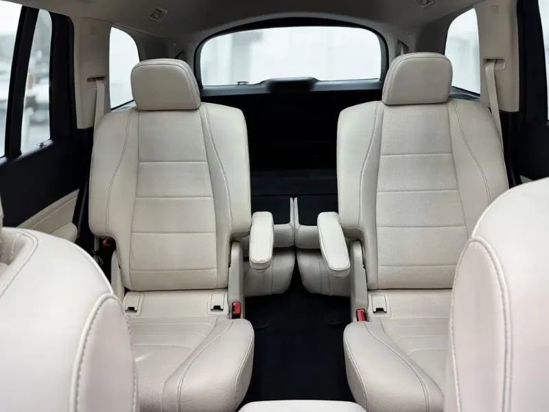 Used 2022 Mercedes-Benz GLS 450 4MATIC image 21