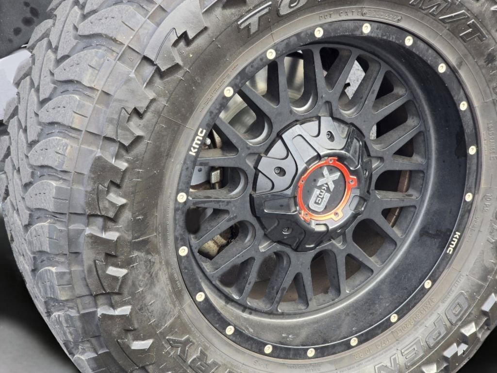 Used 2018 Ford F350 Platinum w/ Platinum Ultimate Package image 38