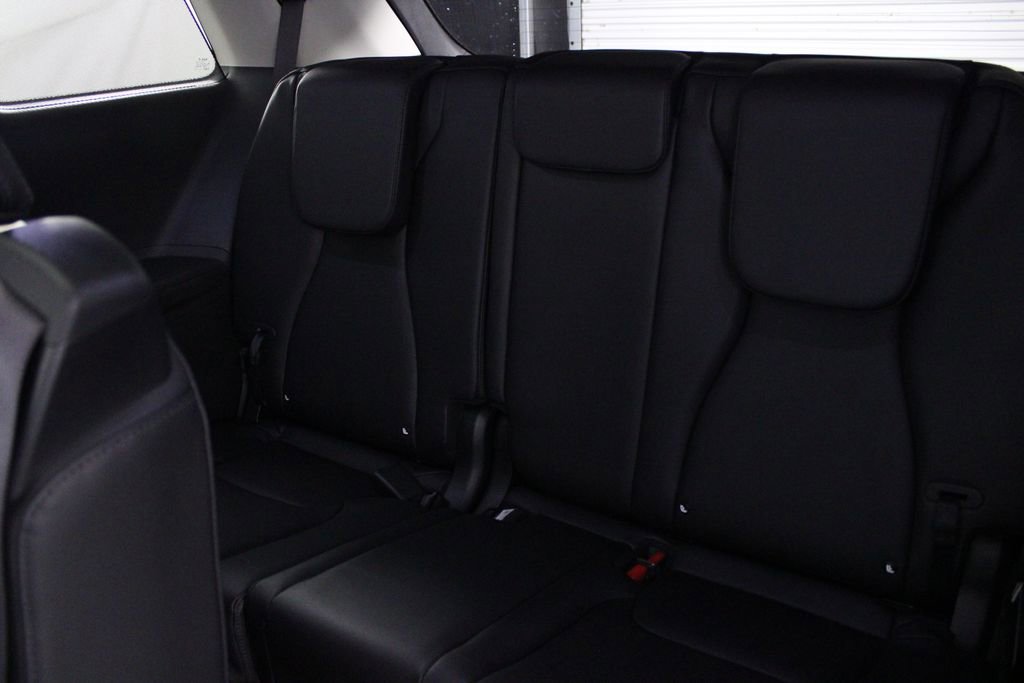 Used 2025 Kia Carnival SX image 22