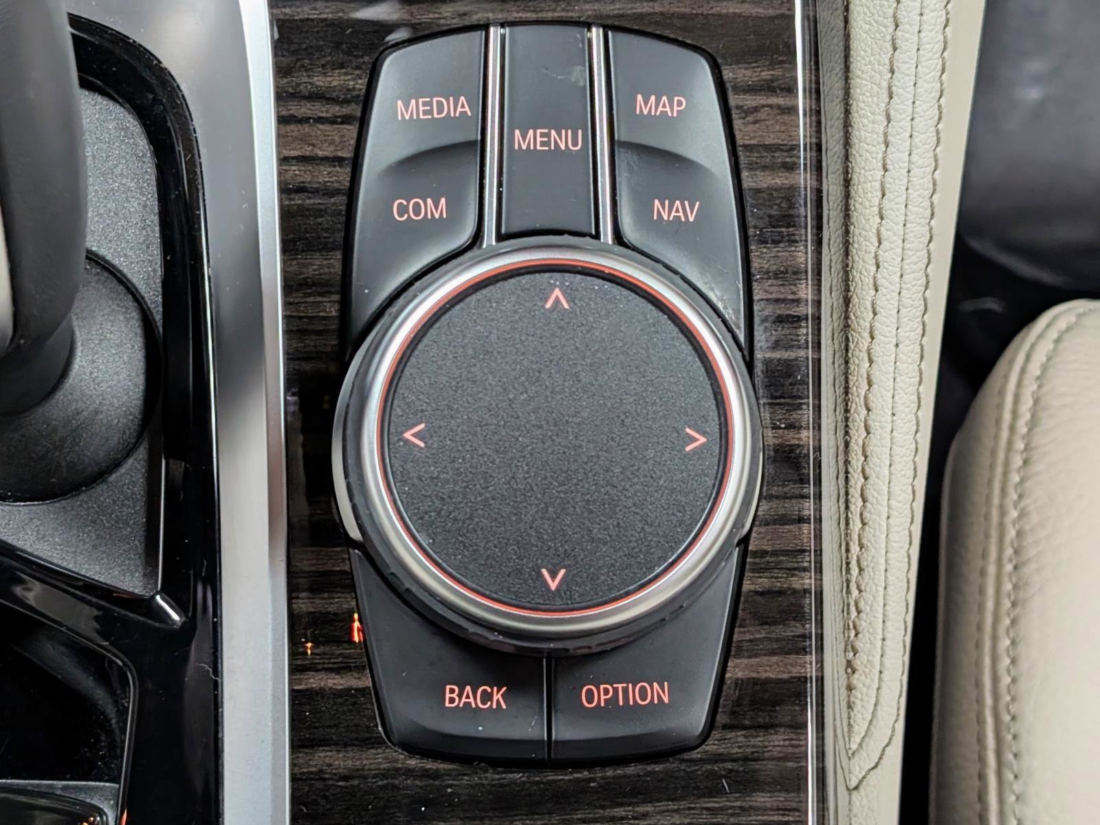 Used 2023 BMW 540i xDrive w/ M Sport Package image 26