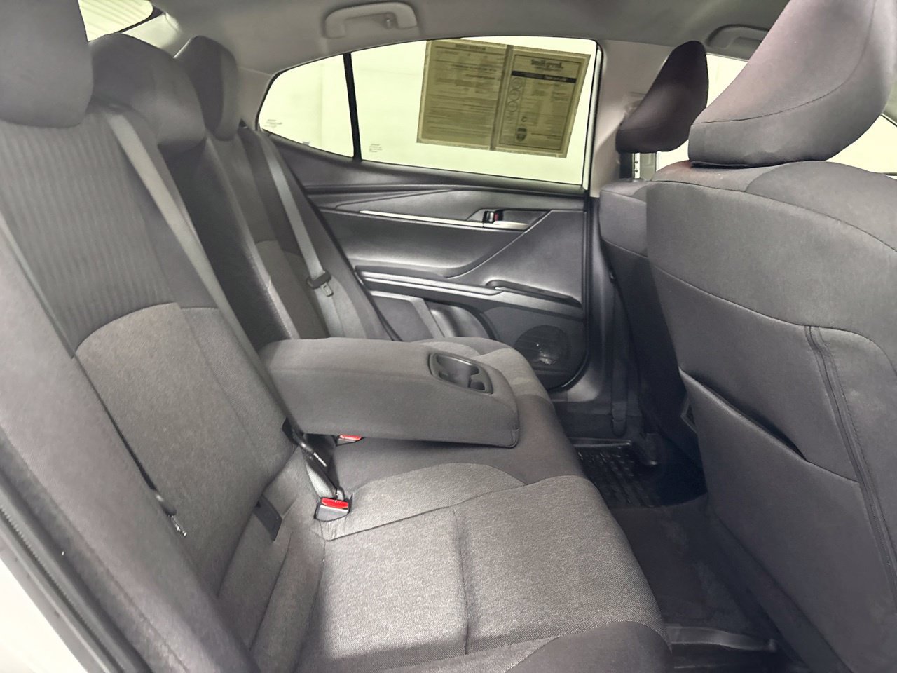 Used 2025 Toyota Camry LE FWD image 27