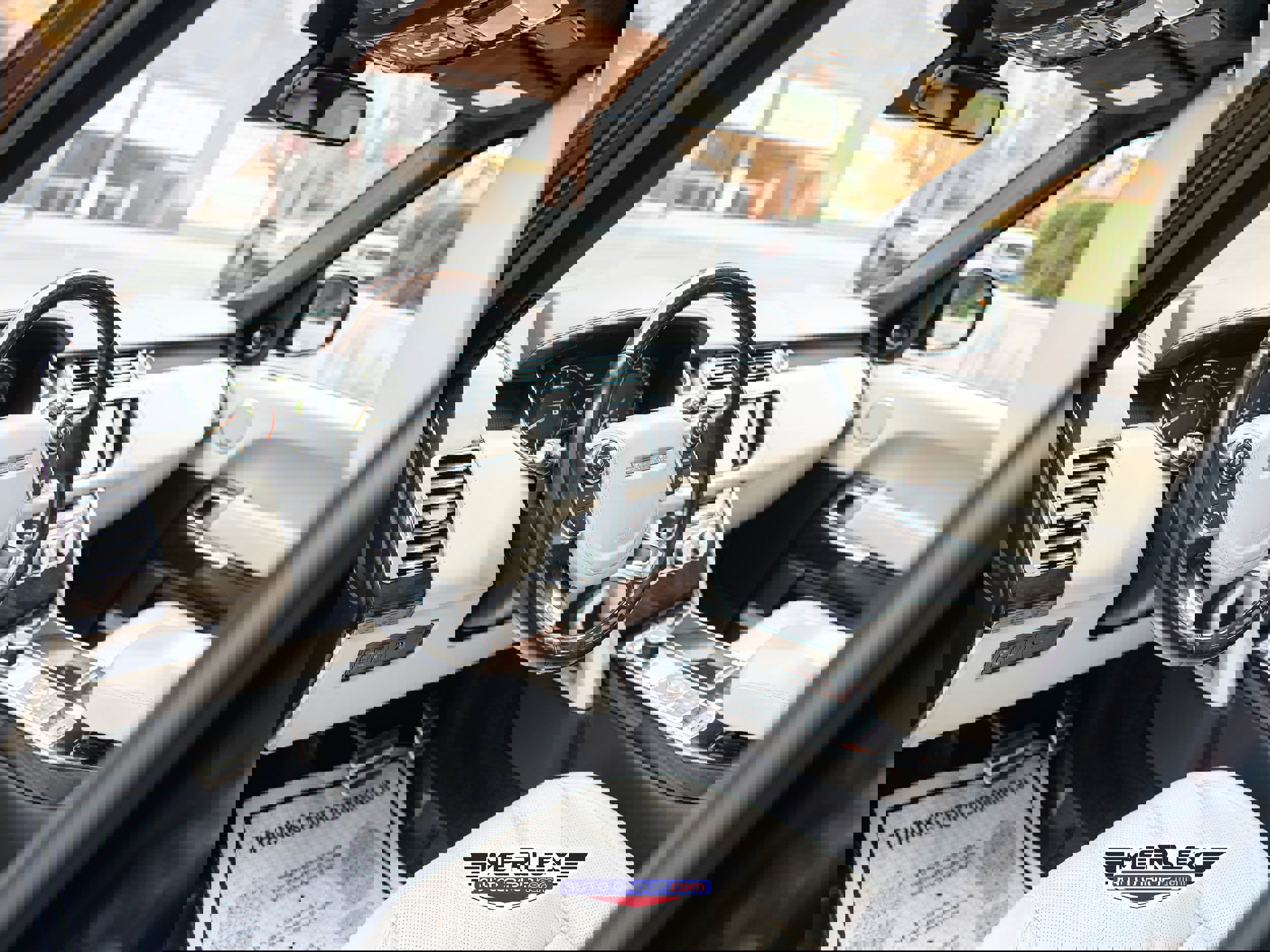 Used 2016 Land Rover Range Rover Autobiography image 13