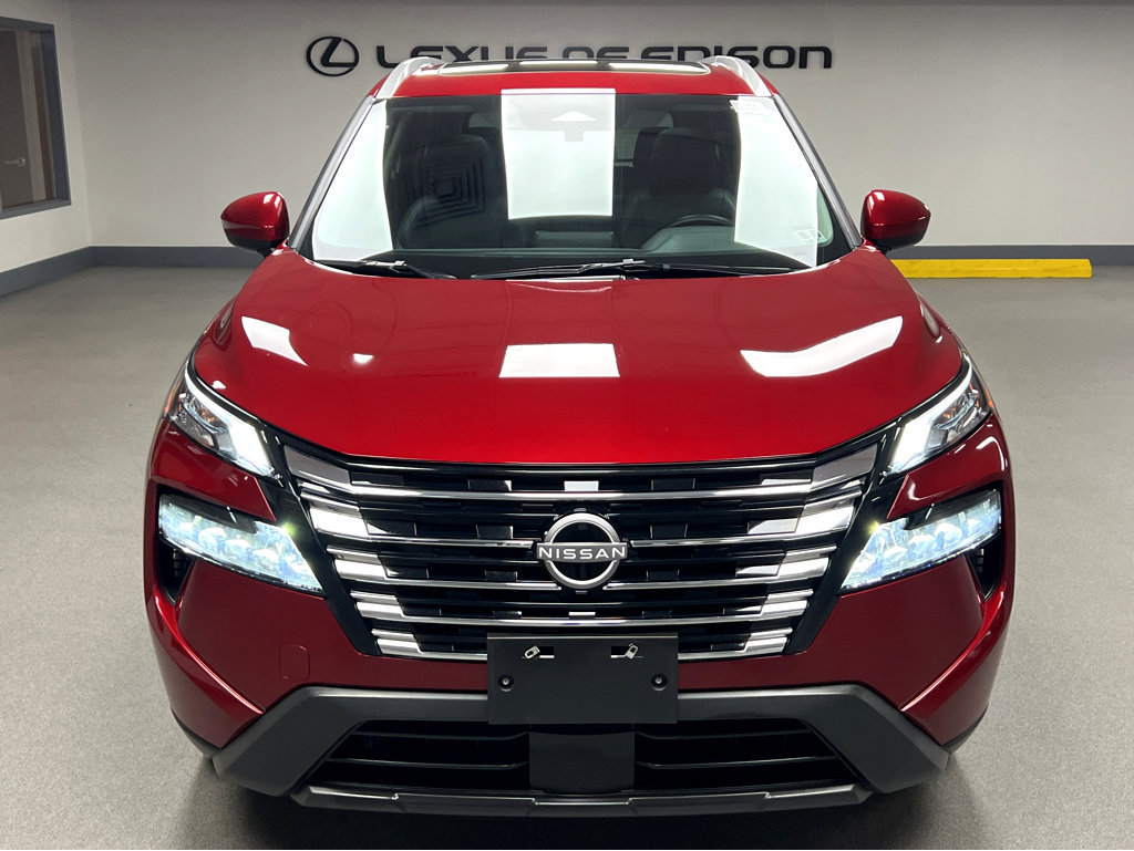 Used 2026 Nissan Rogue SV w/ SV Premium Package AWD/4WD image 2