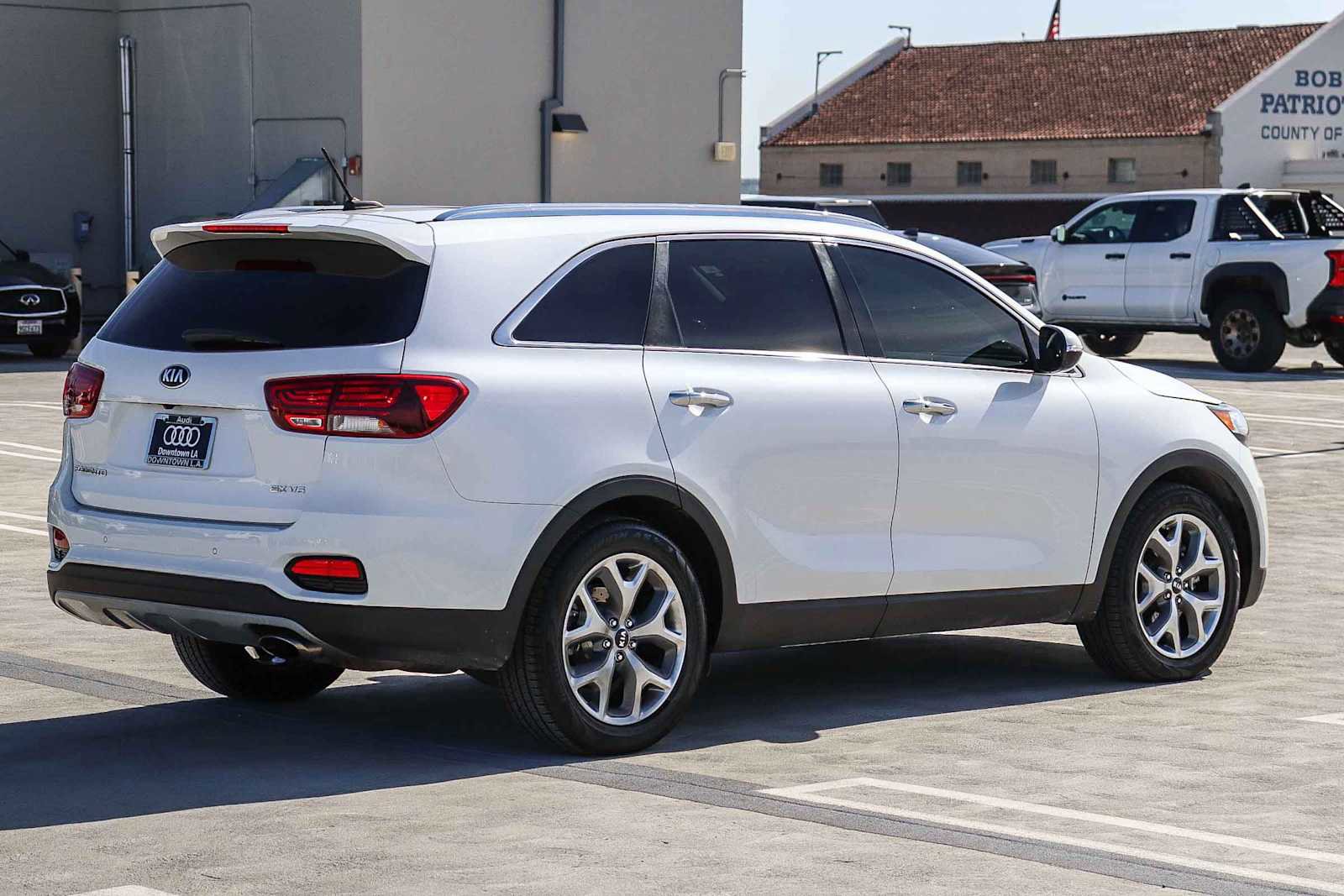 Used 2019 Kia Sorento EX image 4
