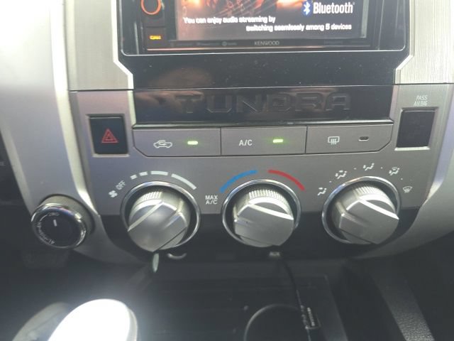 Used 2018 Toyota Tundra SR5 w/ SR5 Upgrade Package AWD/4WD image 27