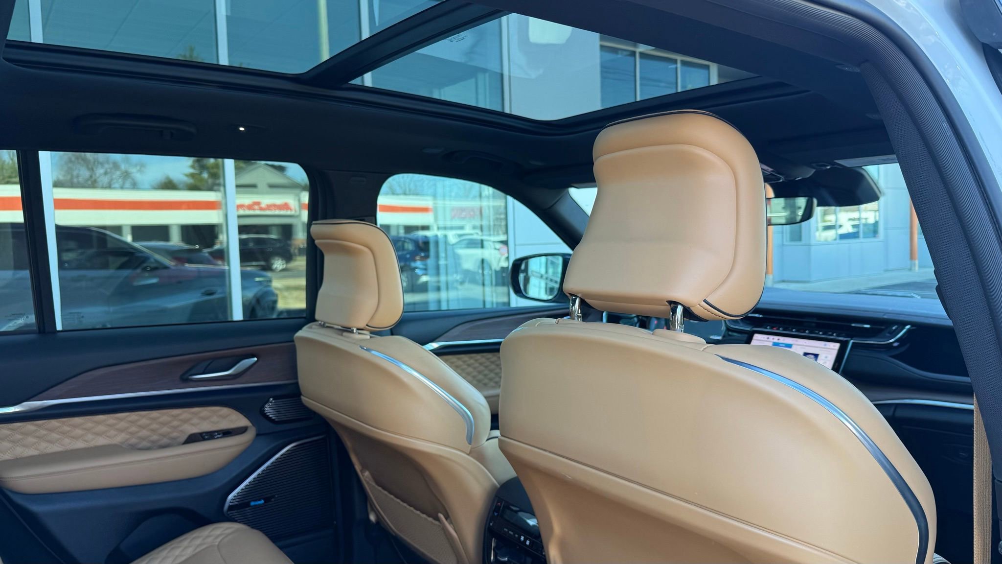 Used 2022 Jeep Grand Cherokee Summit image 19