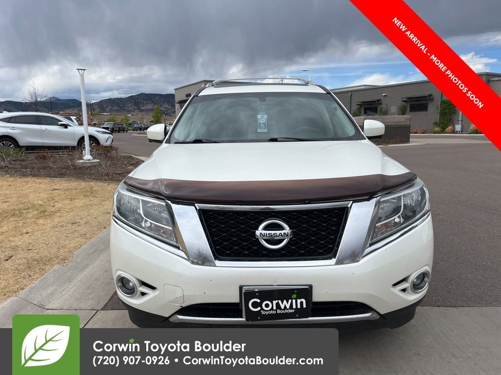 Used 2015 Nissan Pathfinder SL w/ SL Premium Package image 2