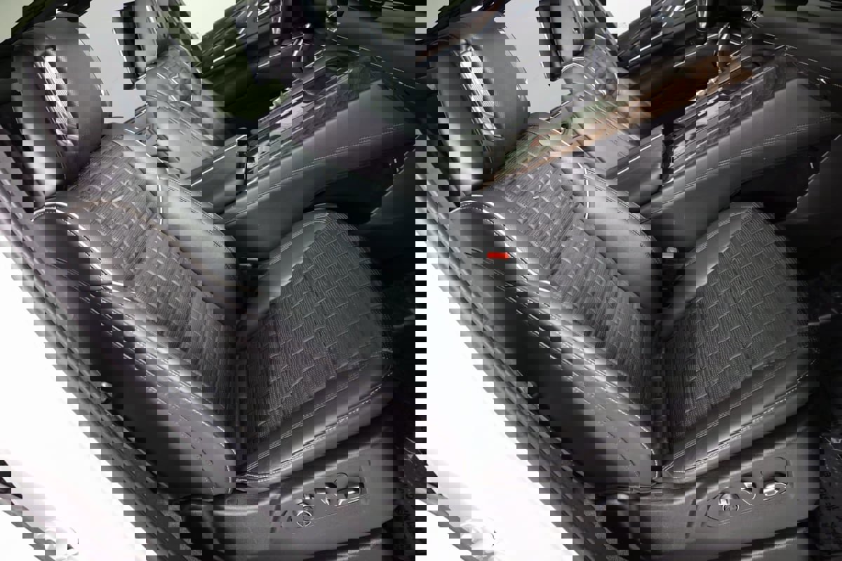 Used 2022 Cadillac Escalade ESV Sport Platinum w/ Heavy-Duty Trailer Package image 42