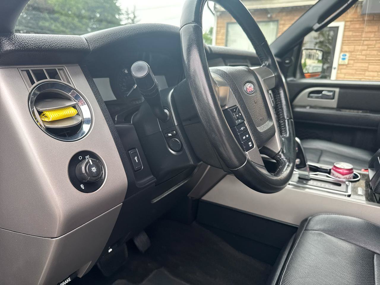 Used 2017 Ford Expedition Limited AWD/4WD image 29