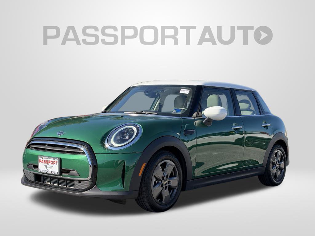 Used 2022 MINI Cooper 4-Door Hardtop w/ Signature Upholstery Package
