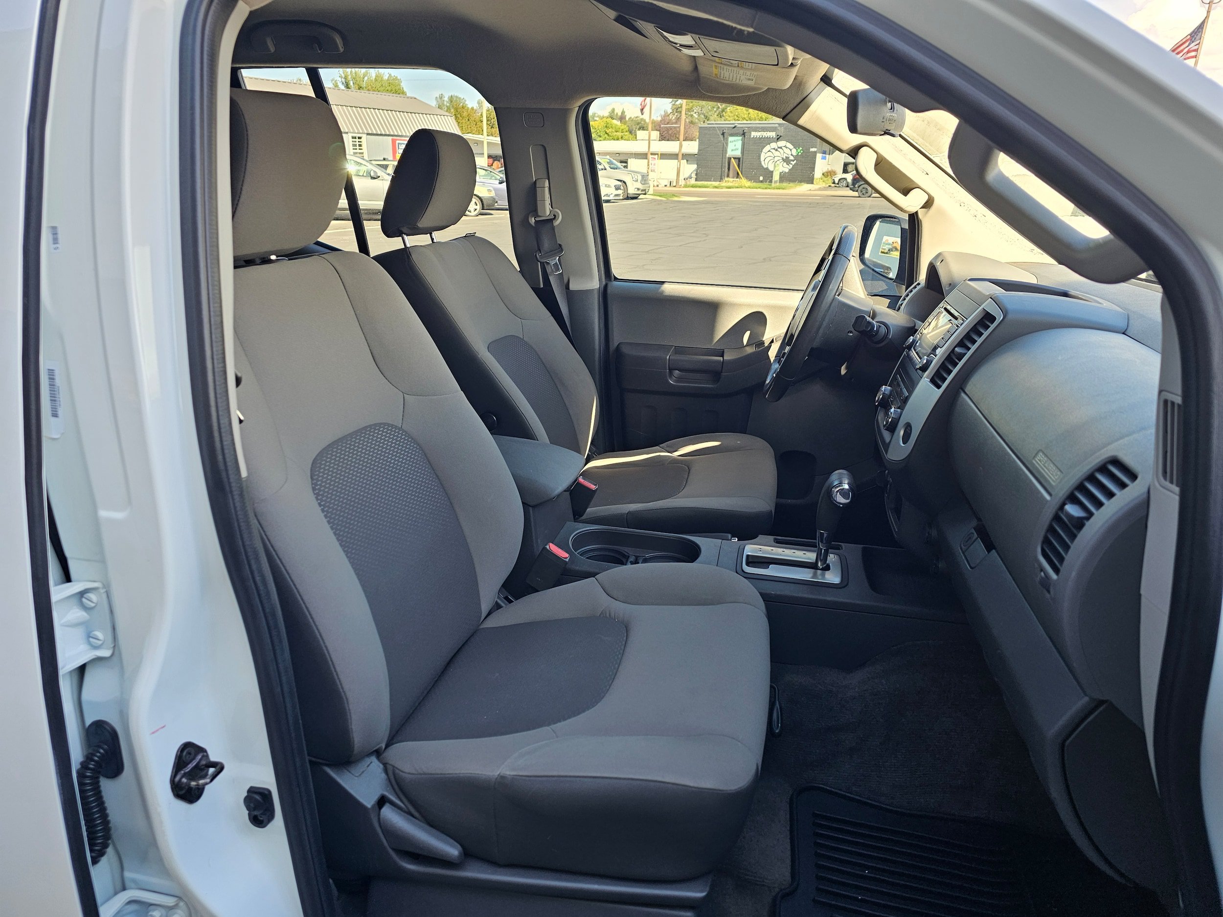 Used 2015 Nissan Xterra S w/ Value Package AWD/4WD image 17