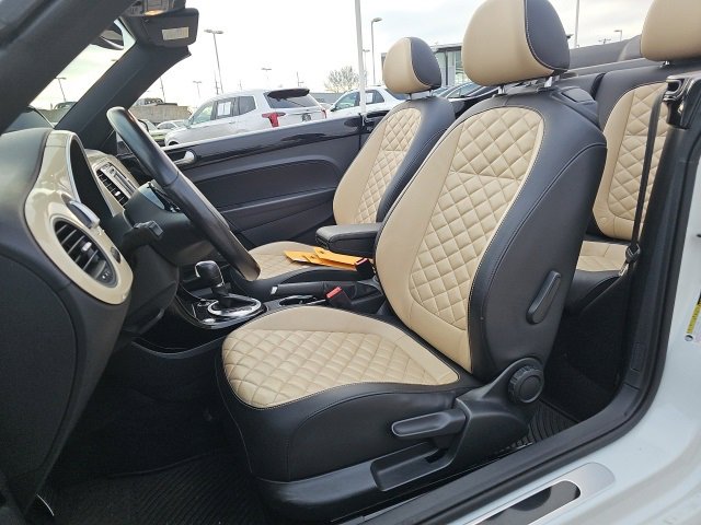 Used 2019 Volkswagen Beetle 2.0T Final Edition SEL image 14