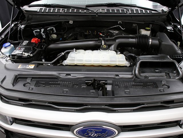 Used 2024 Ford Expedition Max XLT image 32