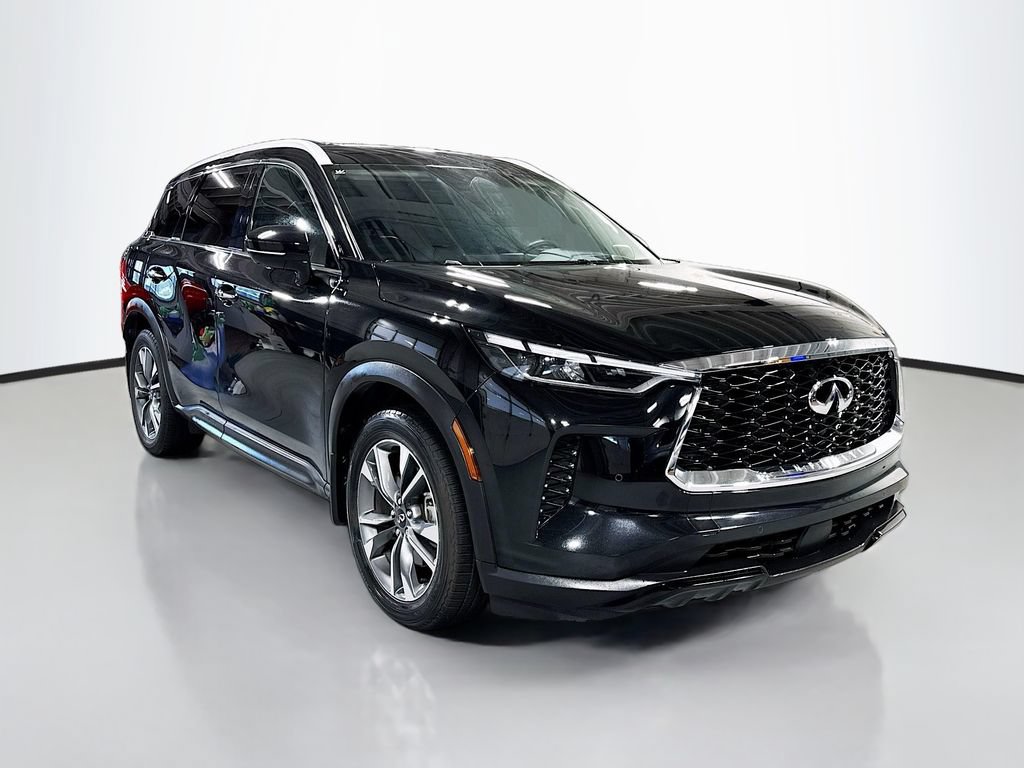 Used 2023 INFINITI QX60 Luxe w/ Vision Package AWD/4WD image 4